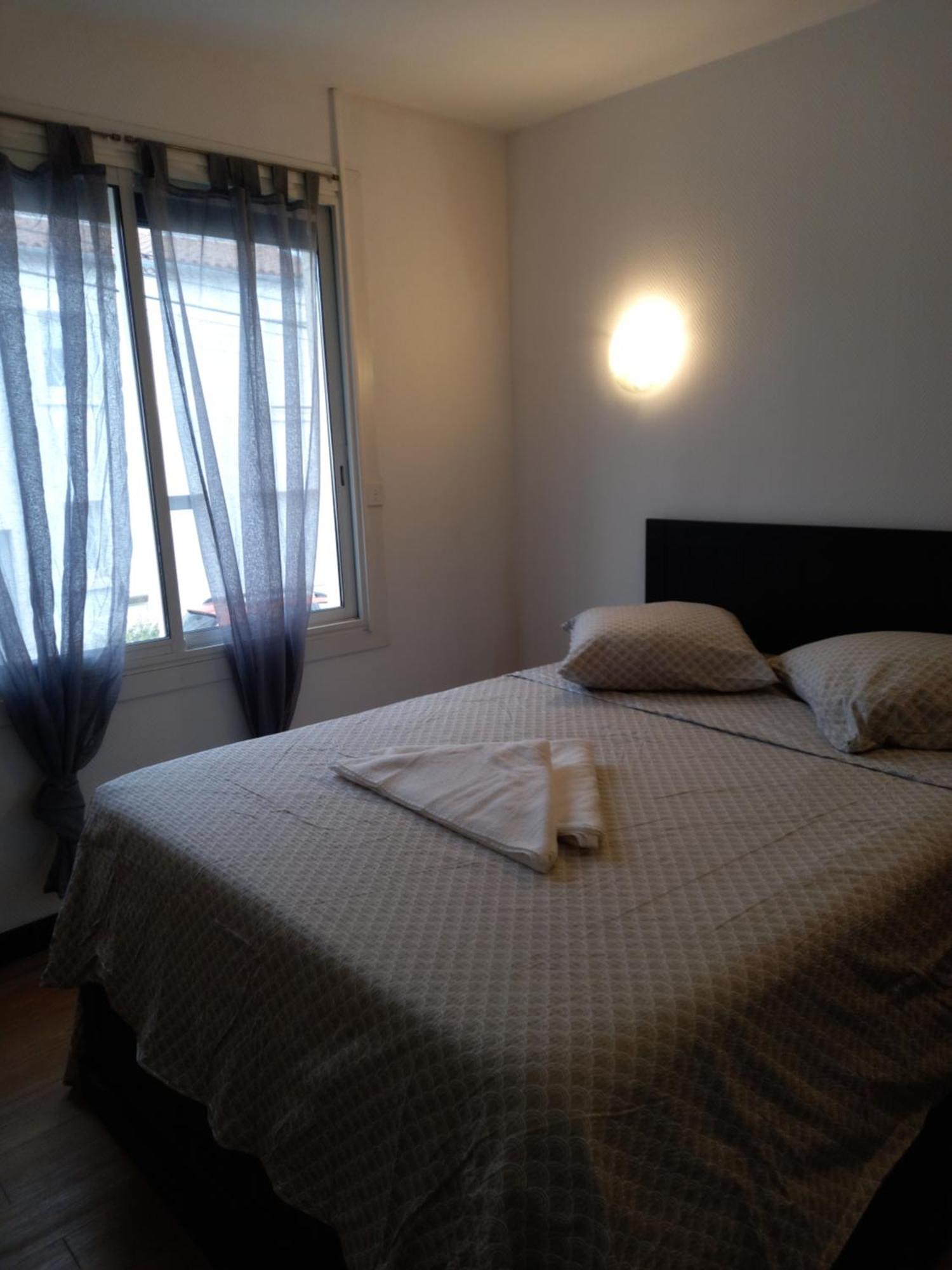 Maranatha Bis Apartment Saintes Exterior photo